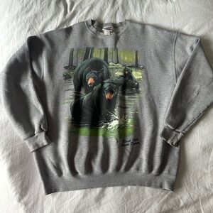 Vintage Bear Graphic Crewneck